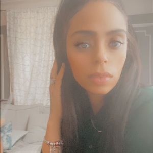 Meet your Posher, Janice